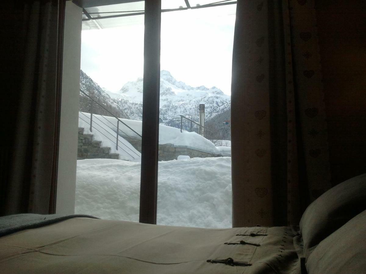 La Niche B&B La Thuile Exteriör bild